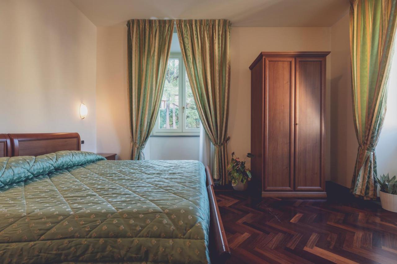 Albergo Ristorante Pasqui Rocca San Casciano Exterior photo